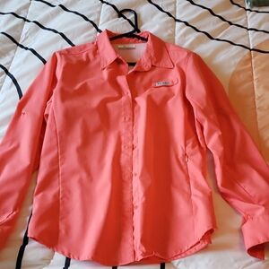 Columbia Coral Casual Button Down Shirt